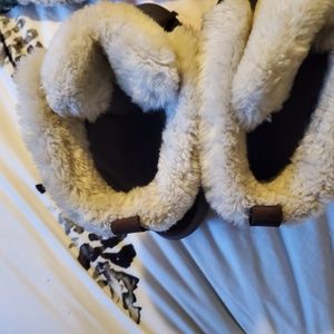 Unisex Winter boots.